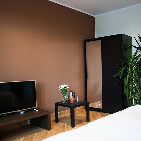 Bed and Breakfast Okay House Краков Экстерьер фото